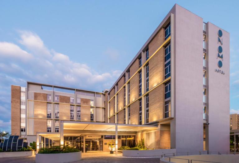 Standard Twin Room Onomo Hotel Durban