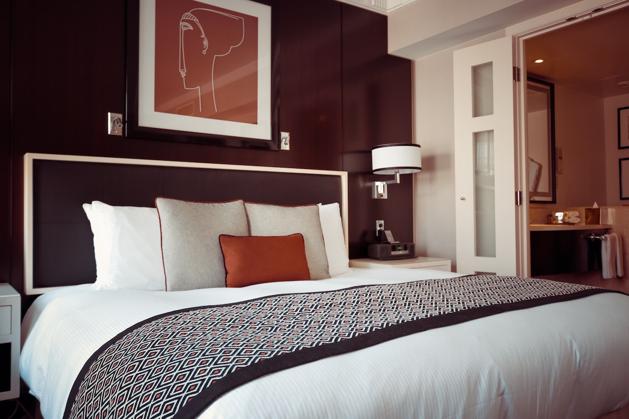 Courtyard View Room